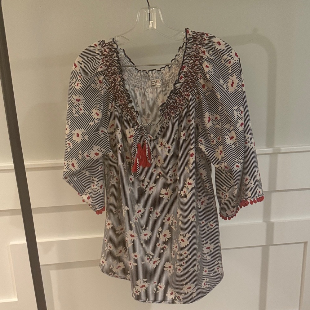 Joy Joy Blue, Red and White Floral Blouse size Large